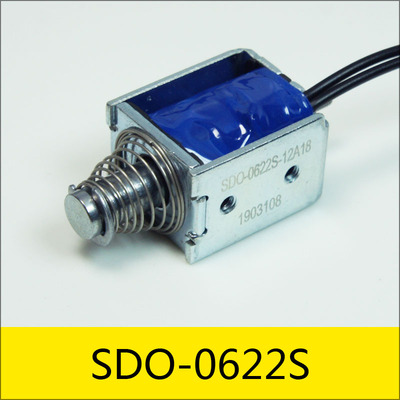 SDO-0622S系列电磁铁，型号：SDO-0622S-12A18，应用：弹子游戏机，大小：22*18*14mm，电压：DC12V，电流：0.67A，电阻：18Ω，功率：8W