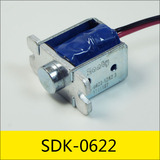 単一保持式ソレノイドSDK-0622，型番：SDK-0622-12A2.3，使用：釣船，サイズ：22.1*18*14mm，電圧：DC12V，電流：2.6A，抵抗：4.6Ω，パワー：31.3W