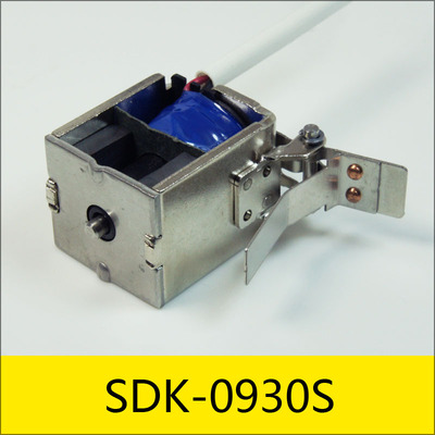 单保持电磁铁SDK-0930S系列，型号：SDK-0930S-A3.4，应用：漏电保护开关，30*23.5*21.8mm，电压：DC2.5V，电流：0.72A，电阻：3.4Ω，功率：1.8W